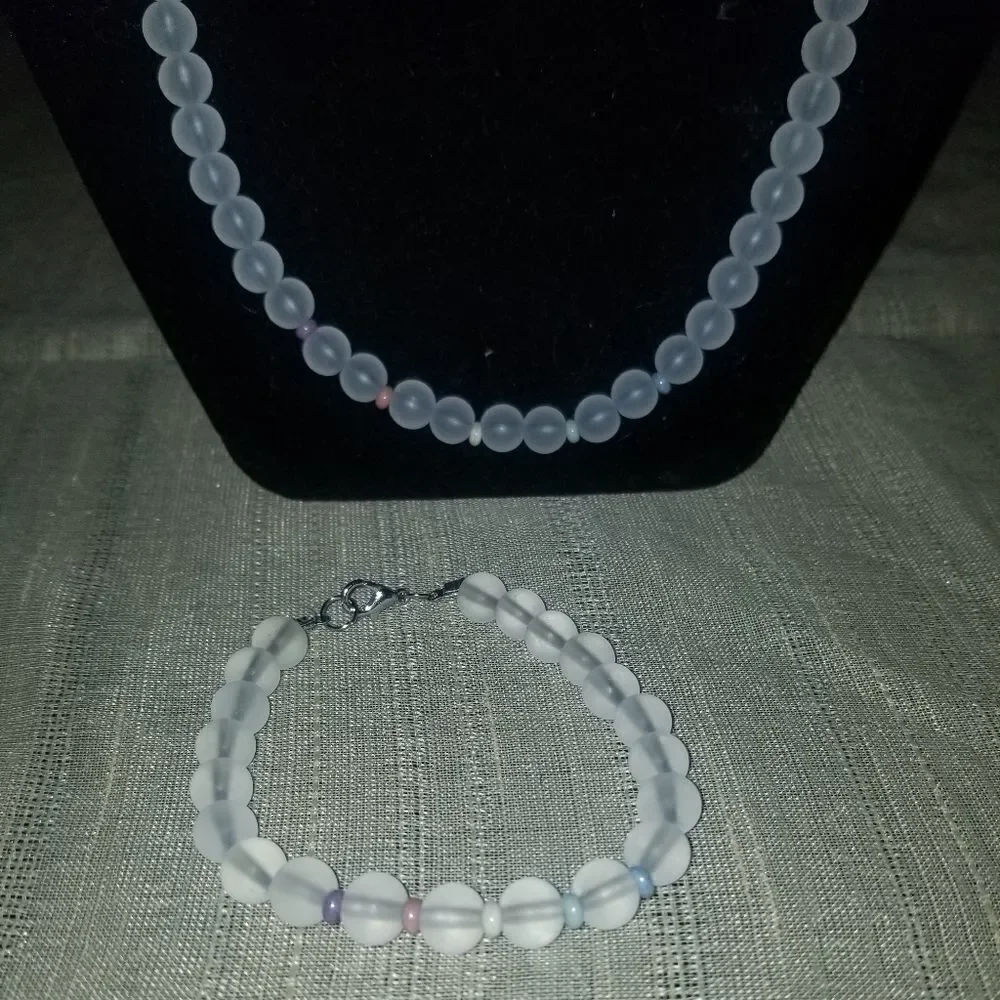 His&hers Unisex beaded set
